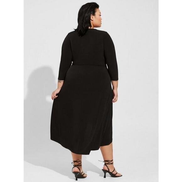 Torrid Tea Length Studio Knit Deep V Bodycon Dress in Deep Black Size 2 - Picture 2 of 8